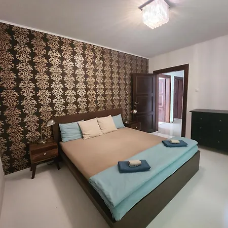 Julie Apartment Loket