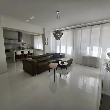 Julie Apartment Loket